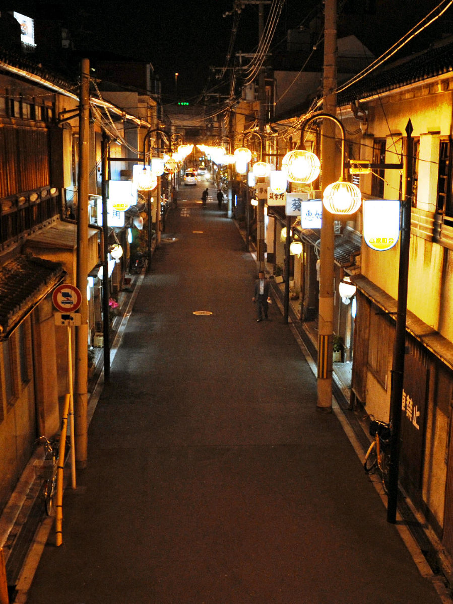 大阪の風俗の特徴！稼ぎたいなら風俗街や新地の情報も要チェック！｜ココミル