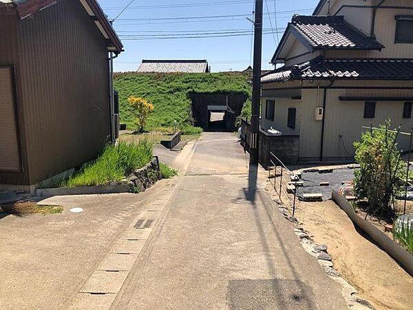 西尾「魚直（うおなお）」さん。赤い電車がガタゴト走る長閑な港町で旨い魚のランチ！ -