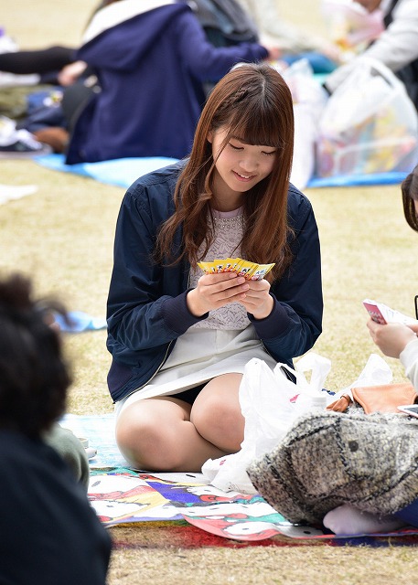 パンチラ]2022年の花見は全開!コロナ第7波の前に楽しもう,エロエロパーティー