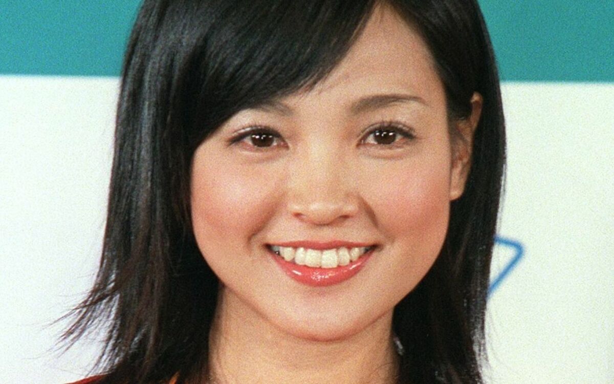 写真](14ページ目)『ちゅらさん』で社会現象、向井理との結婚…国仲涼子「45歳とは思えない」美の秘訣とは《『南くんが恋人!?』出演で話題に》 |  文春オンライン