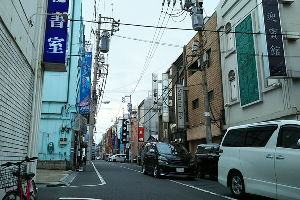 神戸の二大風俗街（福原・三宮）の魅力を徹底解説！近隣のおすすめ風俗街も紹介｜風じゃマガジン