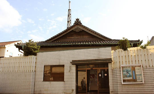 ♨️永泉湯♨️竹ノ塚駅15分 無料スチームサウナと超強力スーパーエステが名物！愉快な店主さまとご家族がほかほか笑顔で御出迎え〜☺️ . 