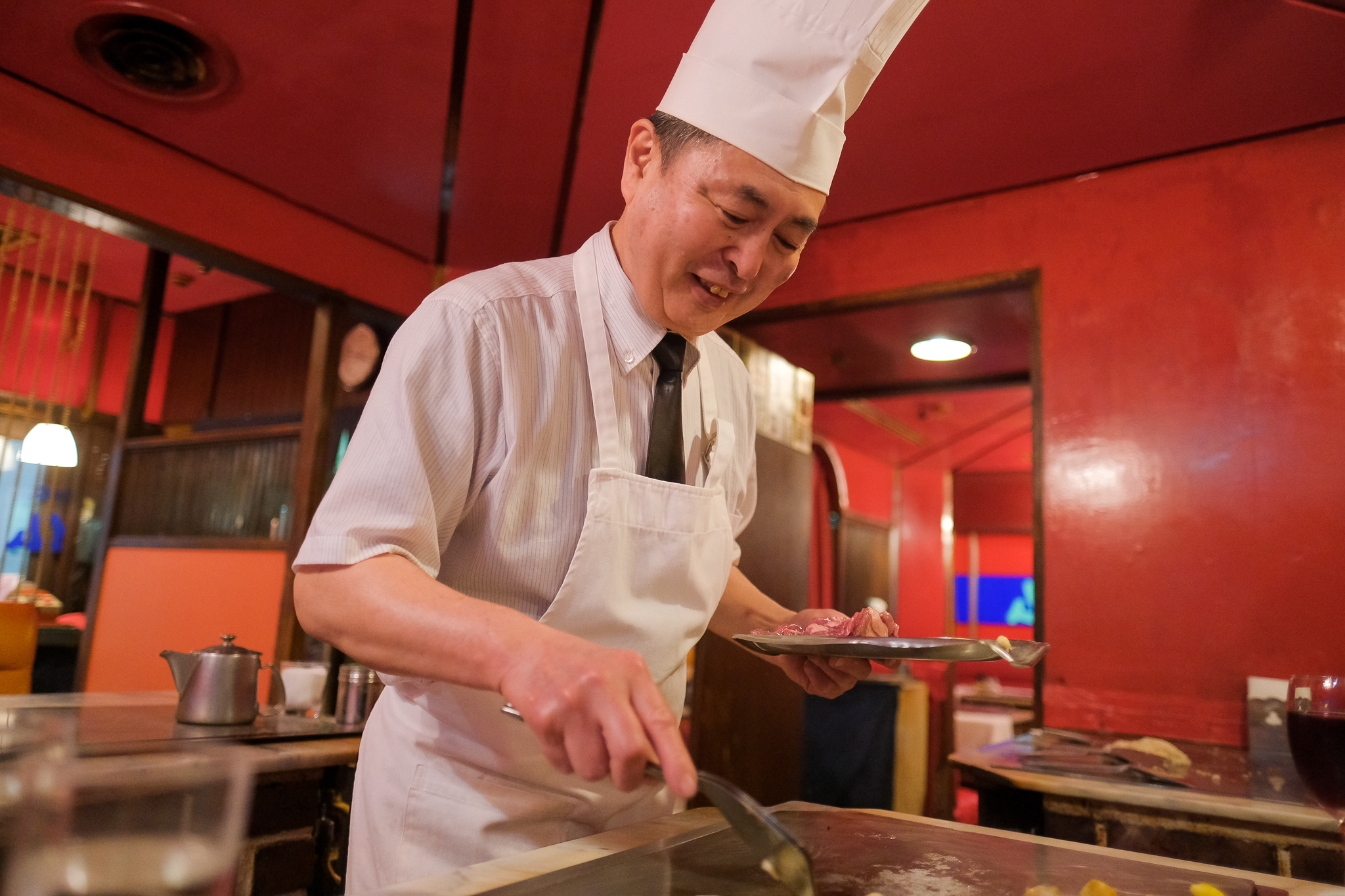 築地発のステーキ店「チャイム」～昭和の鉄板焼きステーキが食べられる創業50年になる老舗ステーキハウス～』築地(東京)の旅行記・ブログ by 