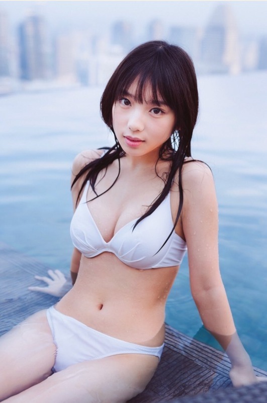 乃木坂46・与田祐希の推定Dカップ美乳水着画像【２】 - グラビア大銀河