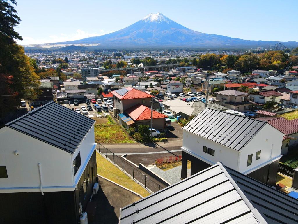 退店】横浜ソープランド「ジャパンクラブ富士」みるちゃん  お顔もスタイルも性格も申し分ない最高の女の子から求められてしまいましたので溜まりに溜まった白濁汁を脱毛パイパンにオールイン！【投稿パイパンレポ】 |