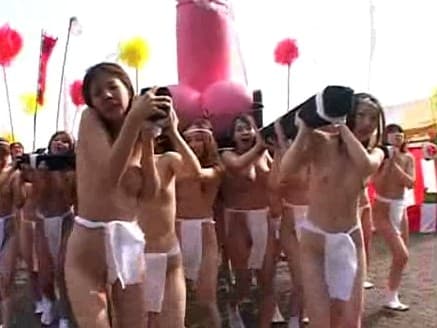 お多福が寝転がり、その上に天狗がのしかかる……奈良県のエッチな祭り ｜BEST TiMES（ベストタイムズ）