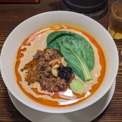 こんなにも中毒性の高いラーメンがあったとは…！新潟「龍馬軒」の本格四川担担麺と激辛汁なし麻婆麺がやみつきになってグルメ新規開拓ができない - ぐるなび