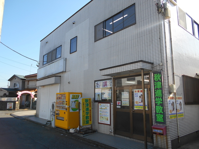 新小平駅・・・地下水で歪められた駅 - Reports for