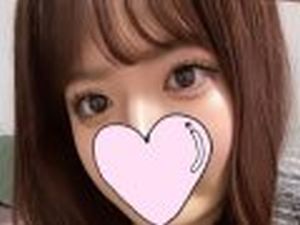 素人】清純で綺麗なパイパンおまんこの”せいらちゃん” キツいおまんこをガン突きしまくって膣奥目掛けて大量中出ししました！ FC2-PPV-3150982