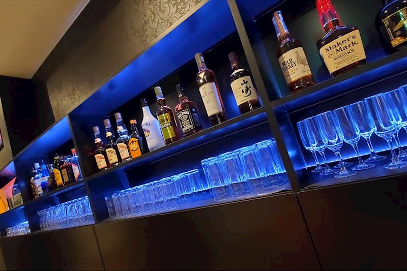 Girls Bar Cherryの公式求人情報-体入ガールズバイト