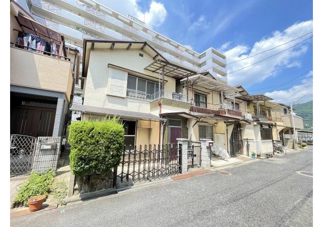 フレッシュマーケット・アオイ 柏原・法善寺駅前店 - 柏原市法善寺/スーパー |