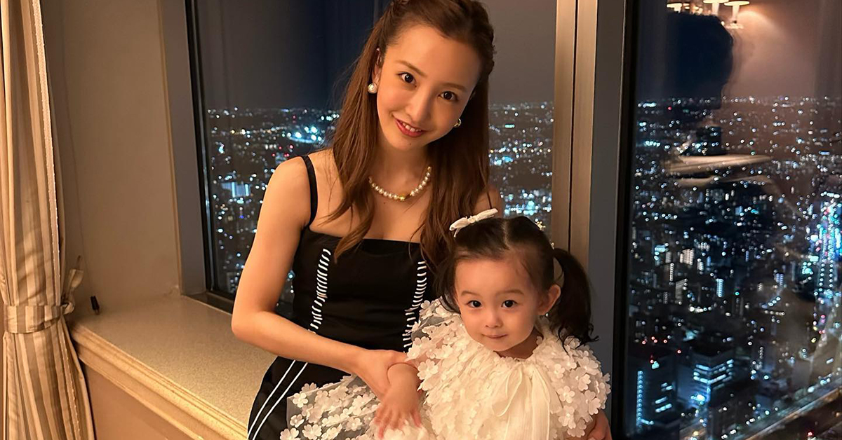 侍Ｊ妻・板野友美 １歳娘はおでこ、目、睫毛もママそっくり！「天使すぎる」の声/芸能/デイリースポーツ online