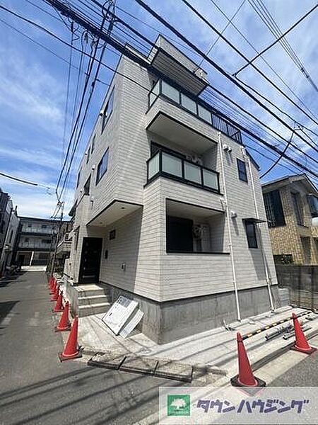 流山市】まるで宝石箱のように輝く「パティスリーシャルール」。素材にこだわった上質な洋菓子が楽しめます！ | 号外NET