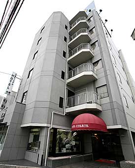 東大阪・八尾ホテヘル「やんちゃな子猫 布施店」さきさんのグラビア｜俗武者【関西版】