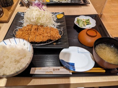 とんかつ 有の実＠若葉台: 食と酒と本と街と