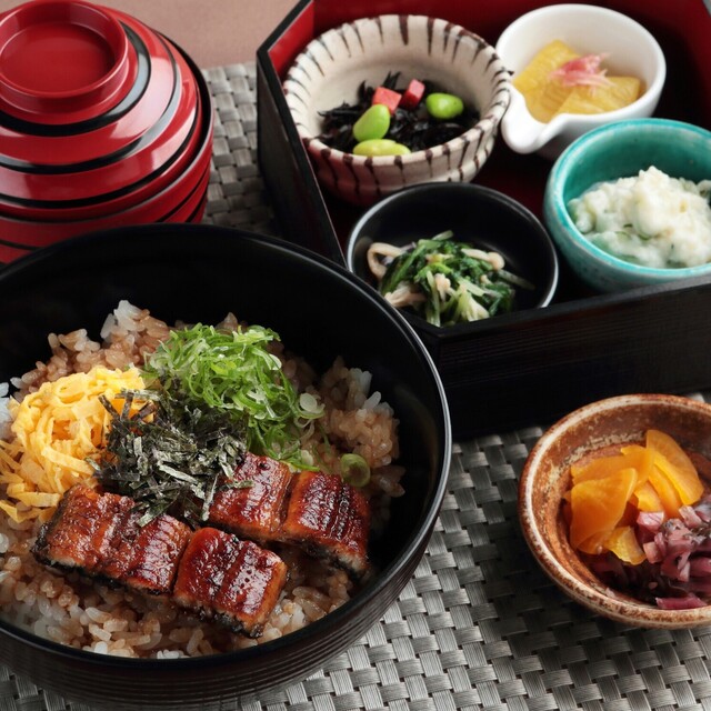 やぶそば（大阪・梅田）江戸3大老舗蕎麦の一つ🥢 | fox.osaka 大阪グルメが投稿したフォトブック