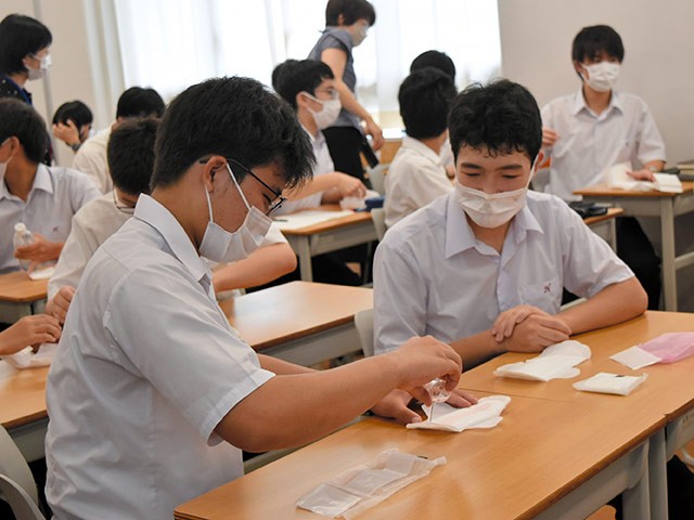 新人タレントのご紹介】 車いすの現役女子大生「金子 夢歩」