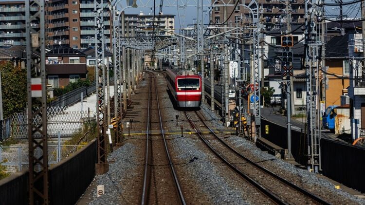 春日部駅が高架になるらしいが、ついでに新越谷から春日部まで複々線にな - Yahoo!知恵袋