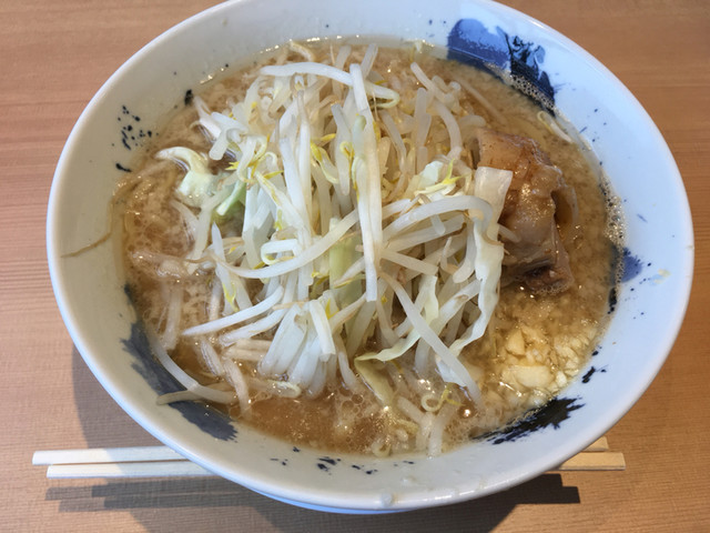 ようやく、ここに来ました。つけ麺850円。 太一商店ではありません(笑)