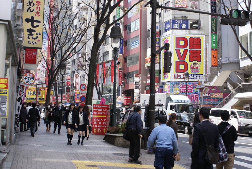 渋谷睡眠・呼吸メディカルクリニック、院長自ら「医師スタグラム」 寝付きのためのアロマオイル発売 | 