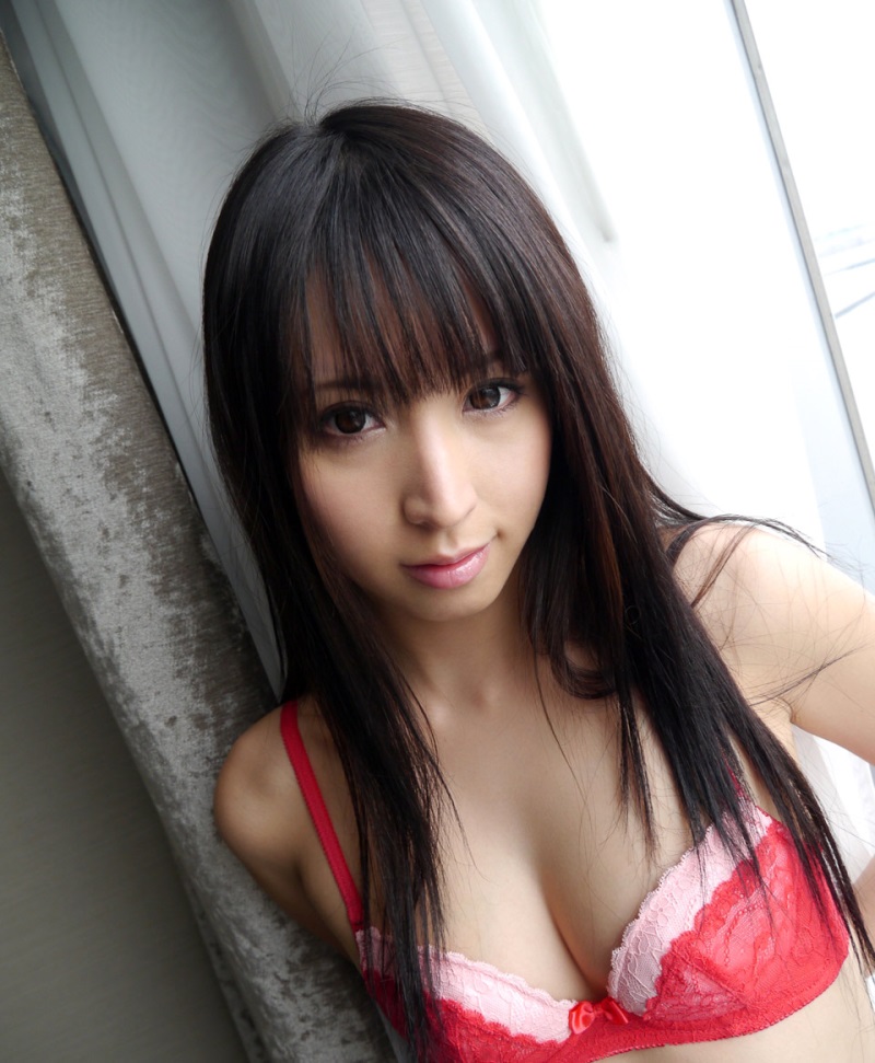 ThumbNow Japanese Babe Yuria Mano