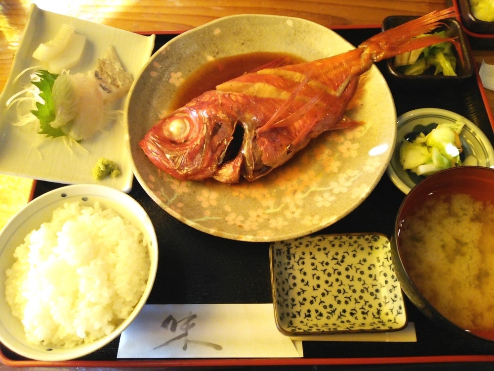 グルメ】お魚料理がおいしいボリューム満点の料理屋さん わかせい |