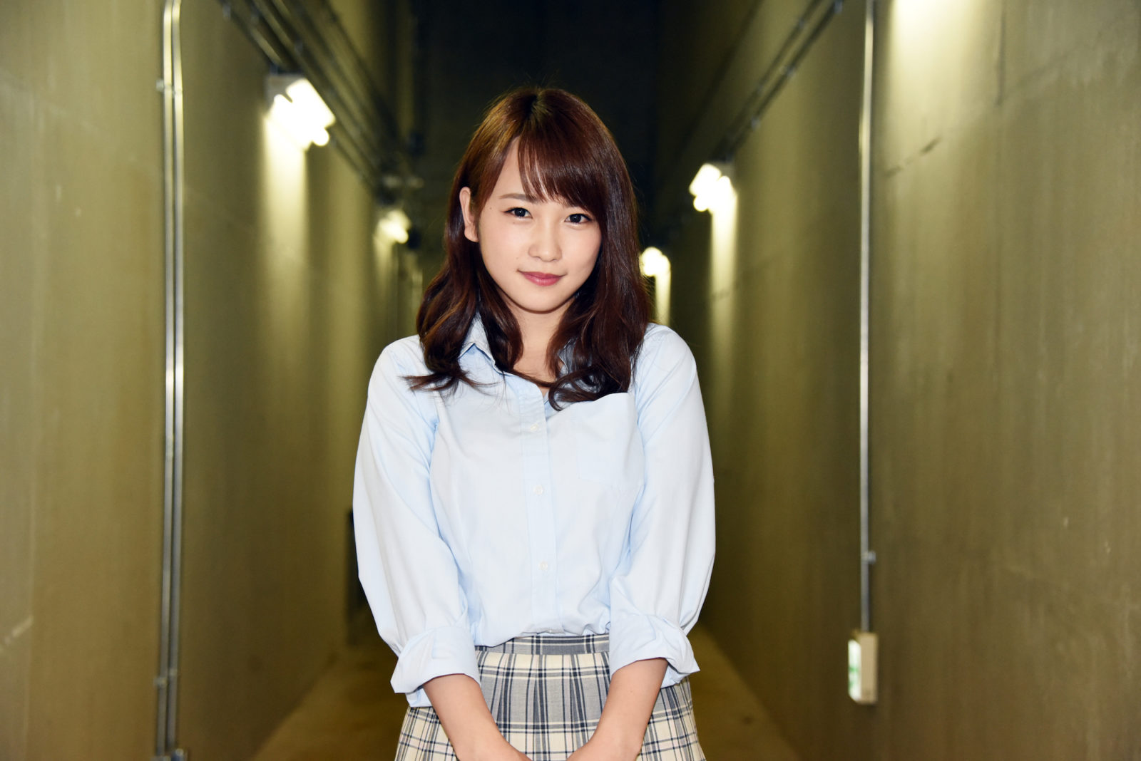 川栄李奈がトレンドのメガネを合わせて“大人可愛い”を魅せる (2022年6月7日) - エキサイトニュース