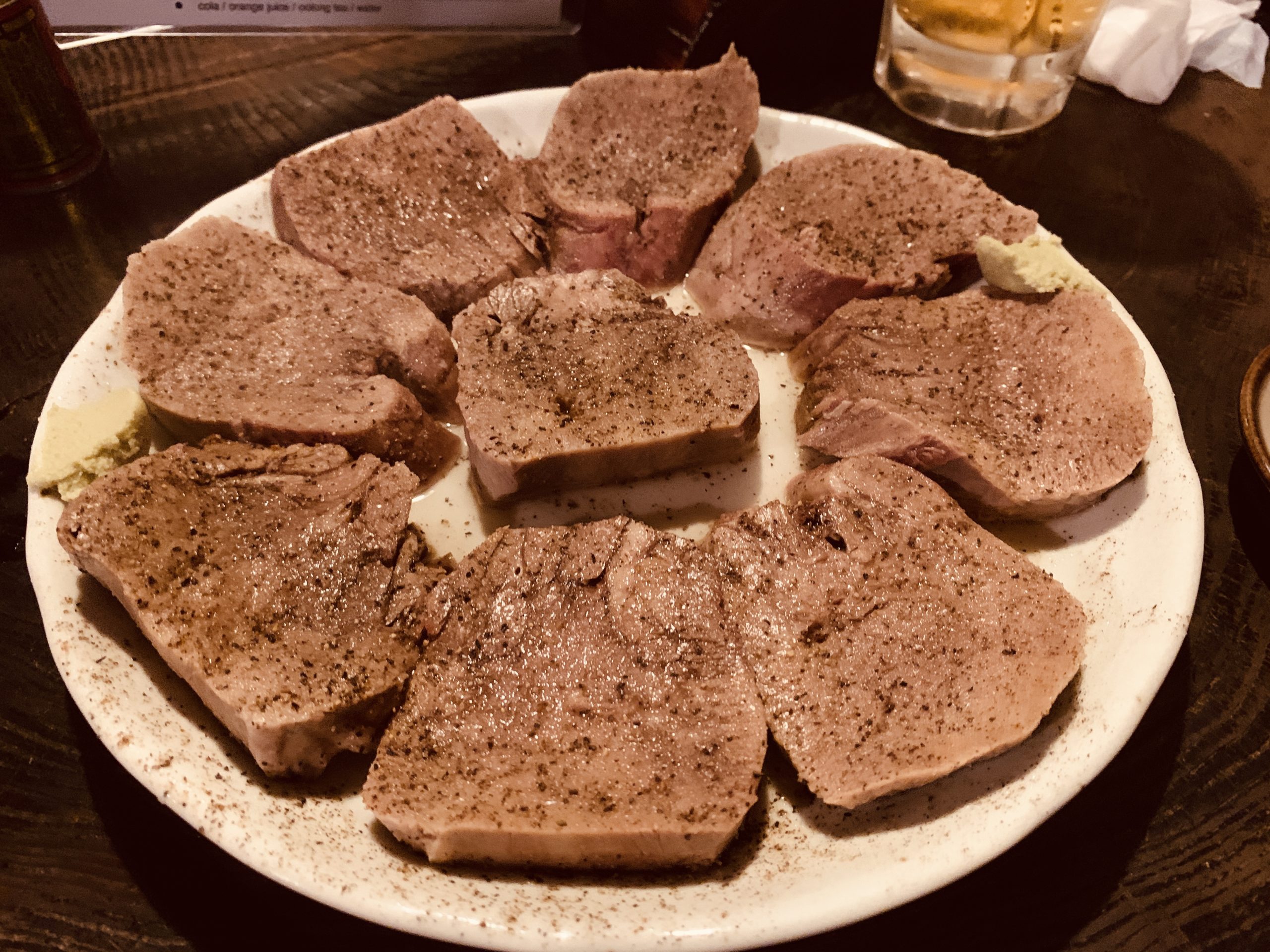 たん焼 忍＞昭和54年創業の老舗牛タン料理店｜新宿区のおすすめグルメなら旅色