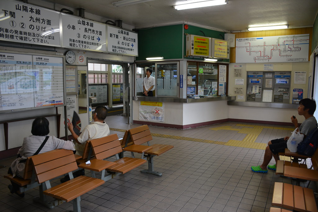 2018.8 夏旅・山口編 第18回 早朝の幡生駅から |