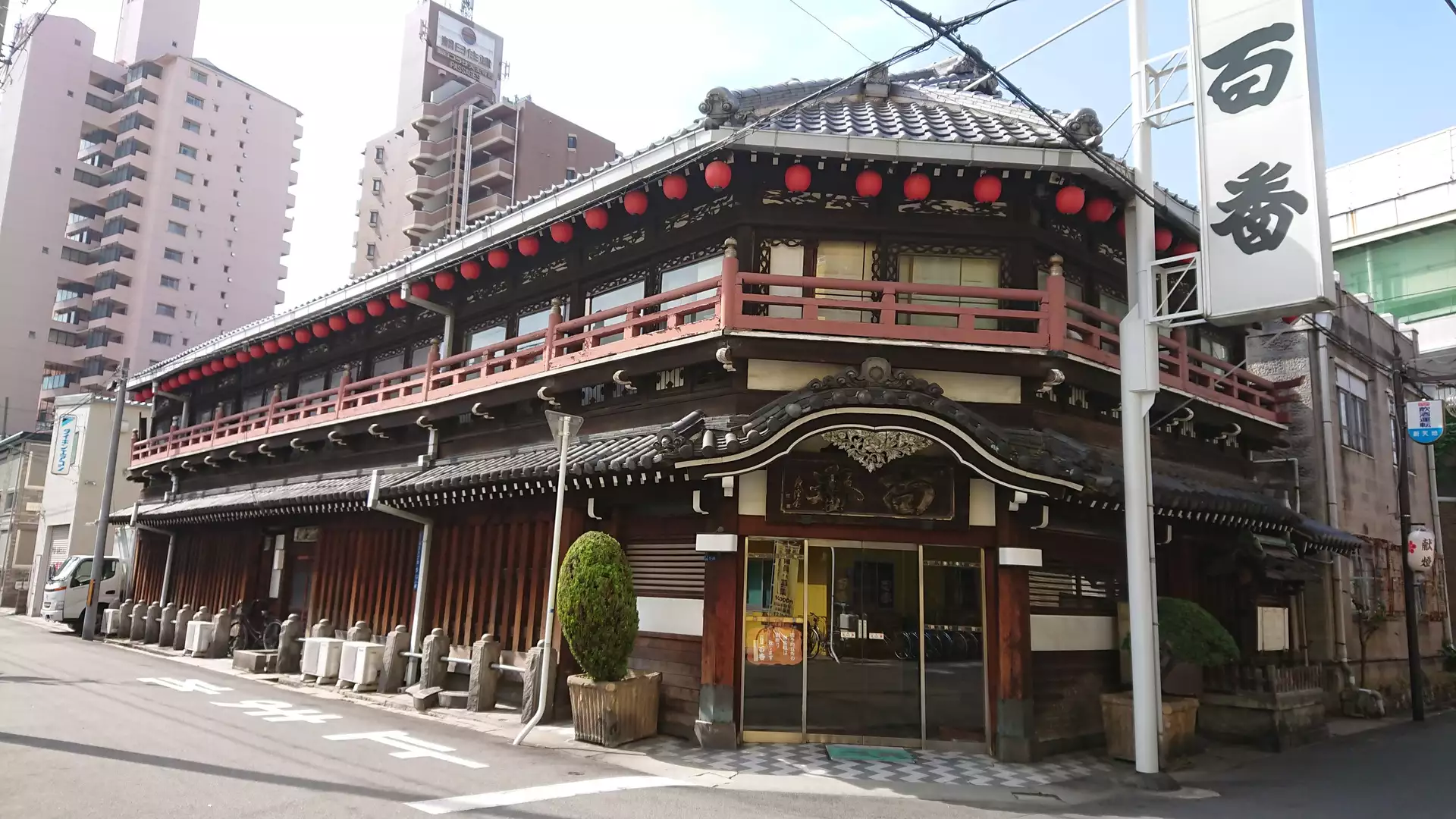 夜の街の朝のちょうちん - 還暦のカメラ小僧・三好学生のフォトライフin大阪