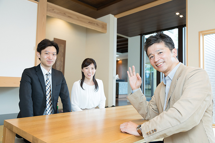 東京ソープ店員・男性スタッフ求人！受付ボーイ募集！【高収入を稼げる仕事】 | 風俗男性求人FENIXJOB