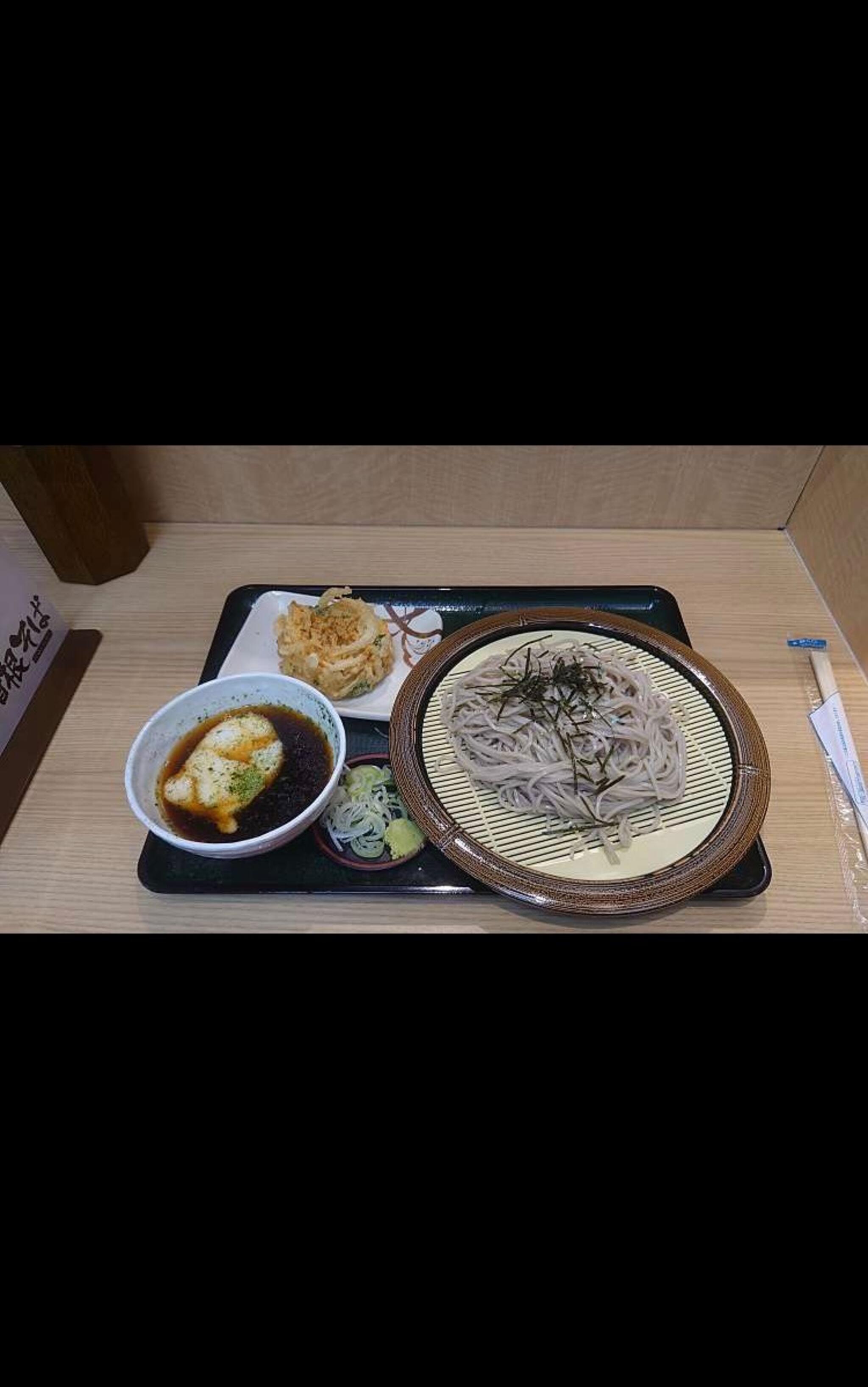 小田急電鉄鶴川駅「箱根そば」